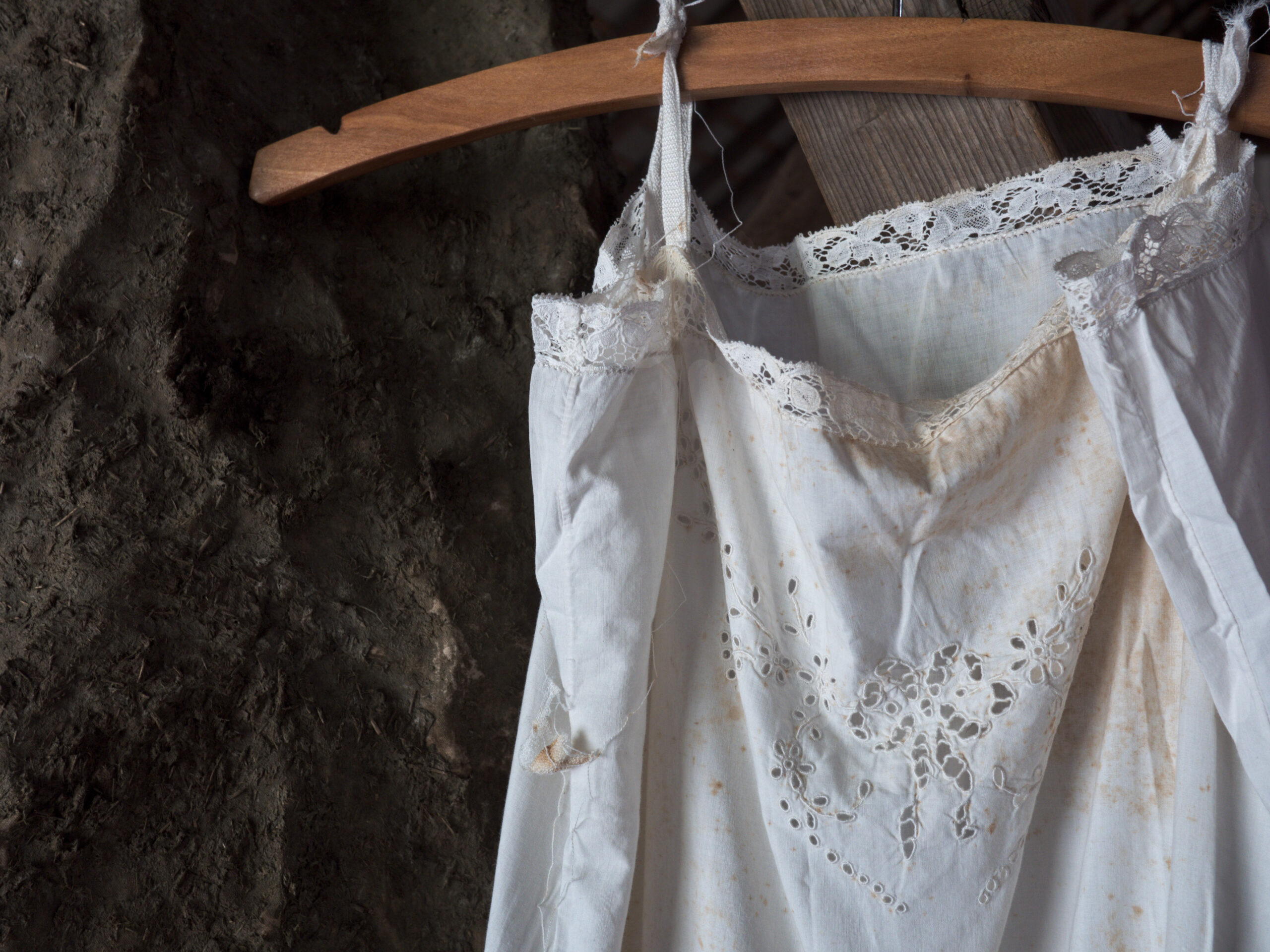 bets and sisters_installtion (3)